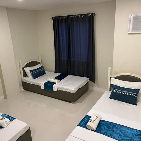 717 Residences 일로일로 외부 사진