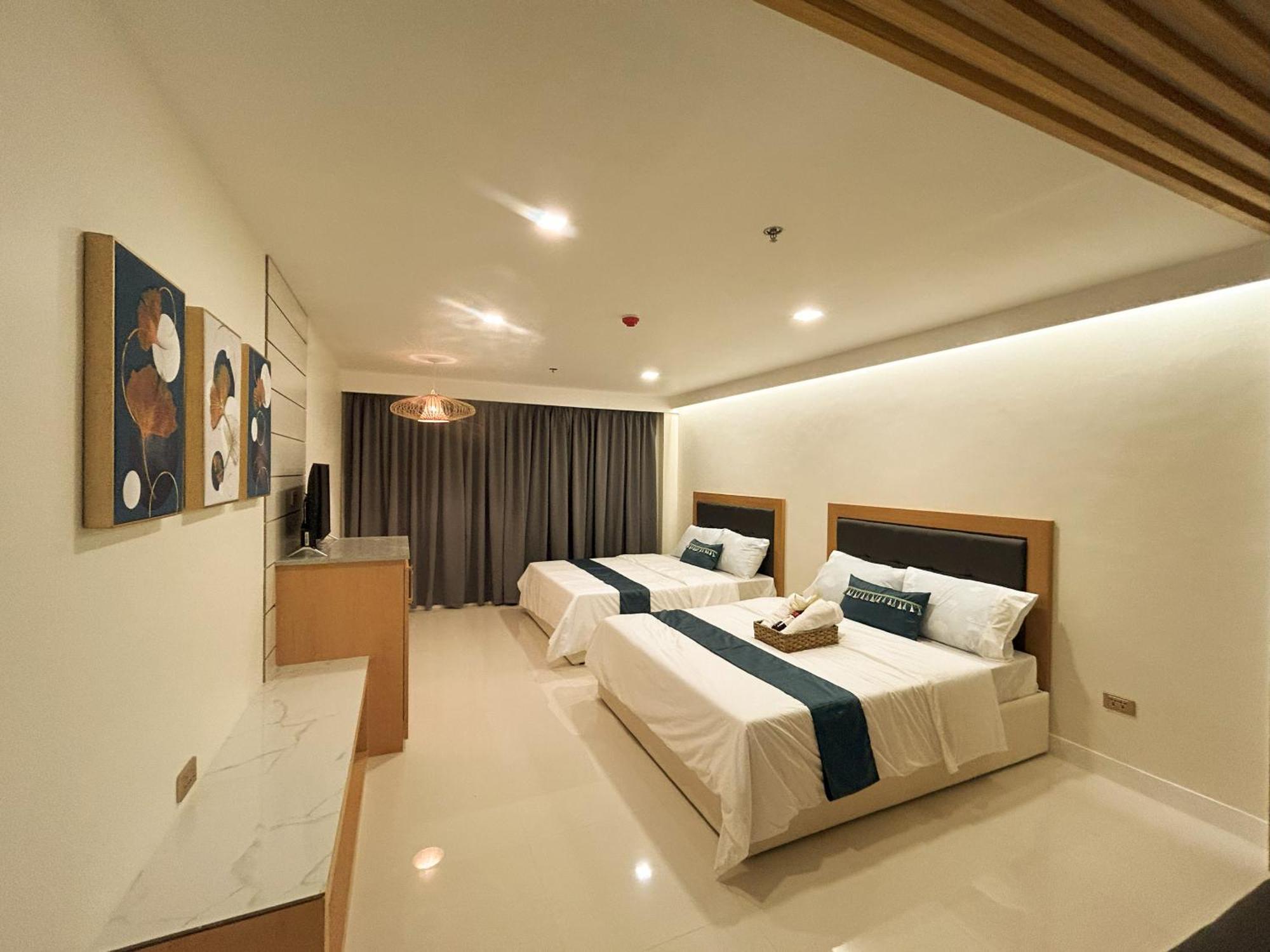 717 Residences 일로일로 외부 사진