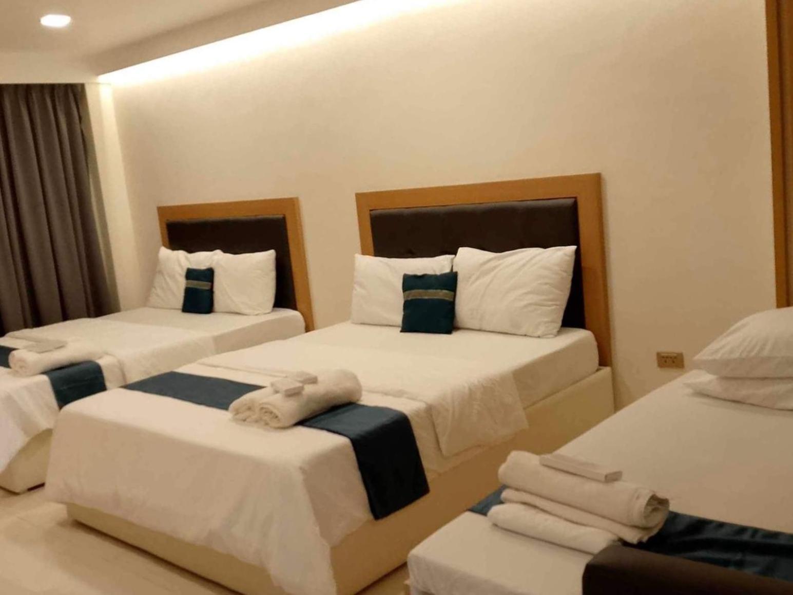 717 Residences 일로일로 외부 사진