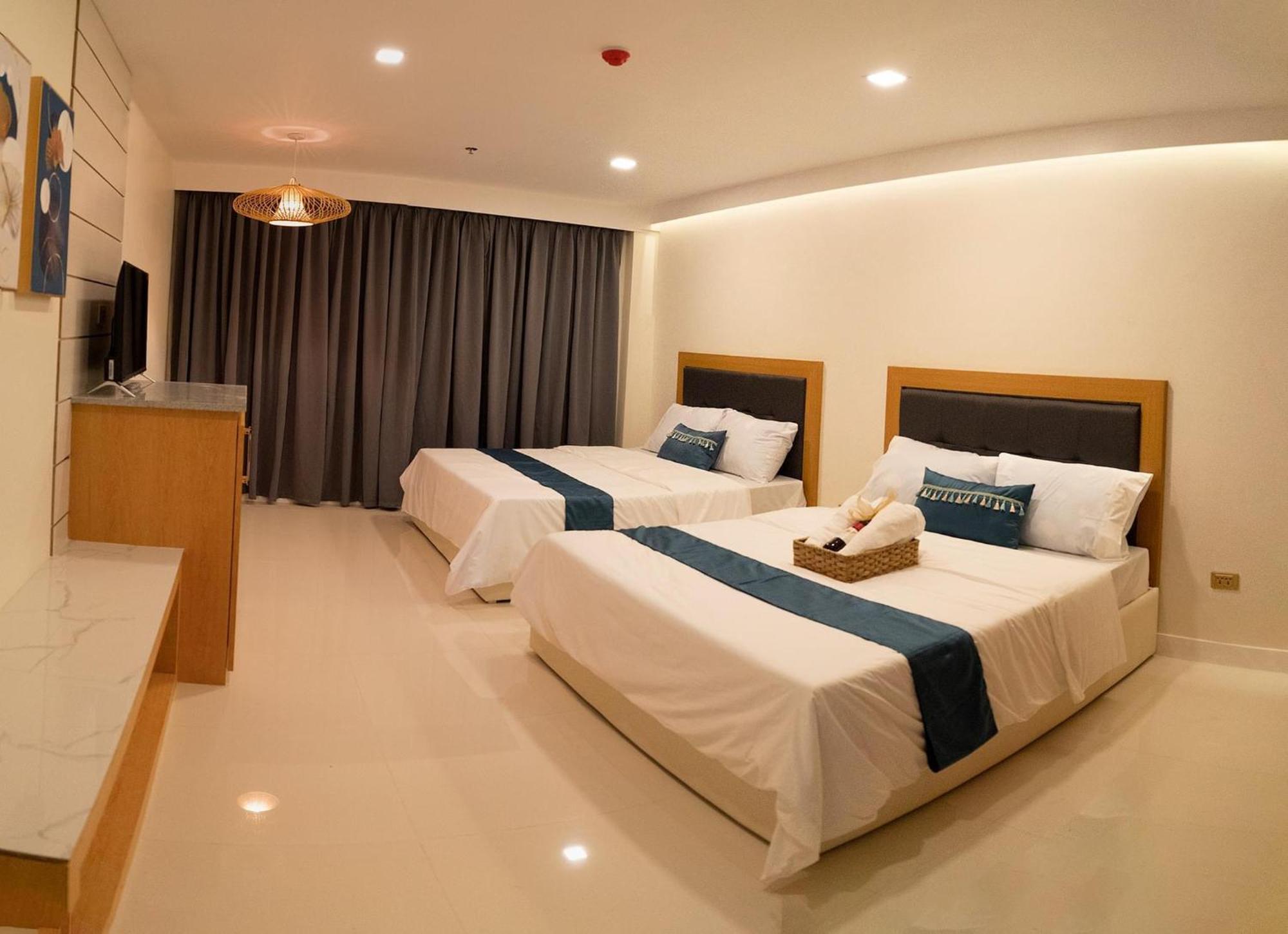 717 Residences 일로일로 외부 사진