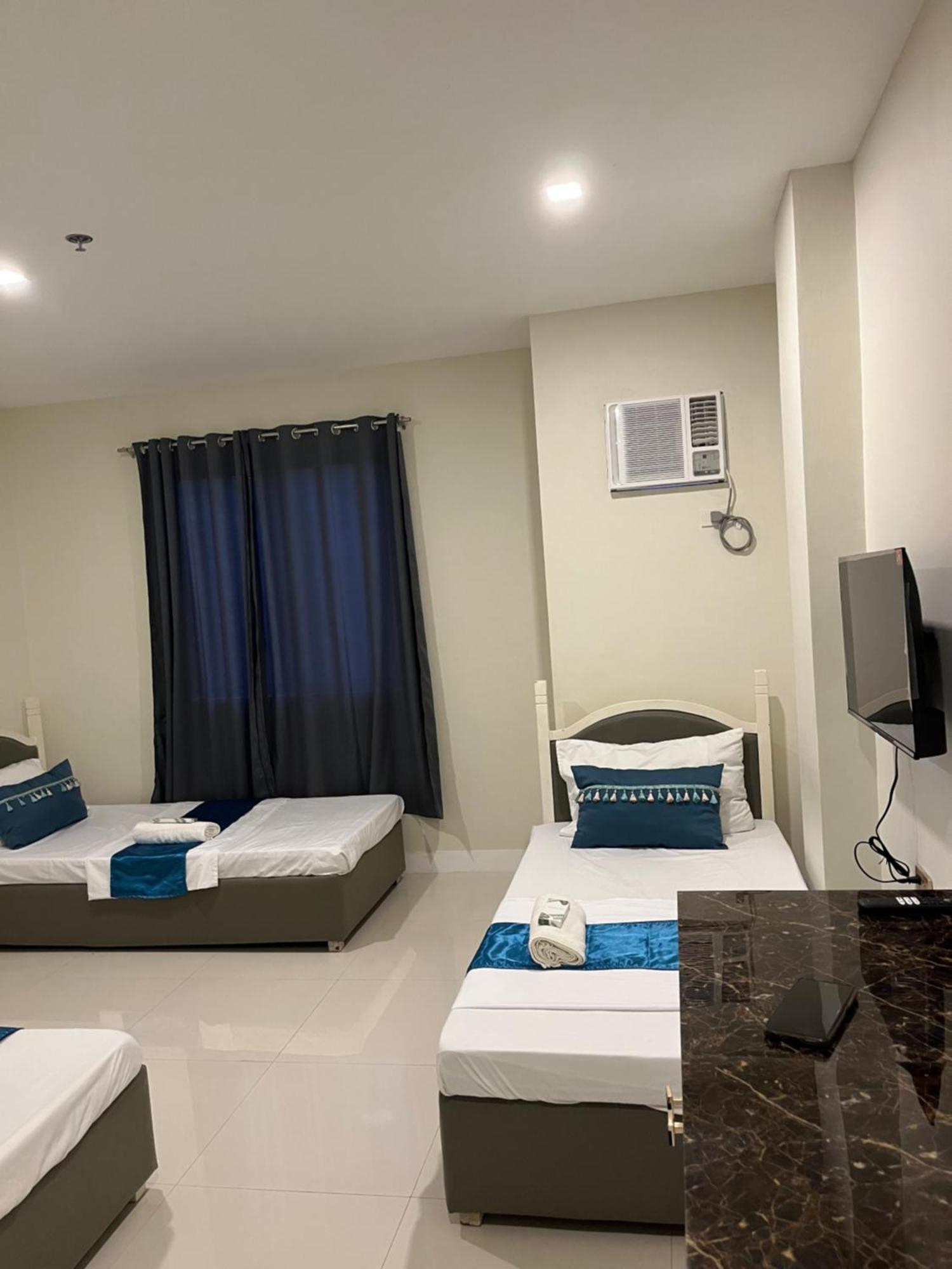 717 Residences 일로일로 외부 사진