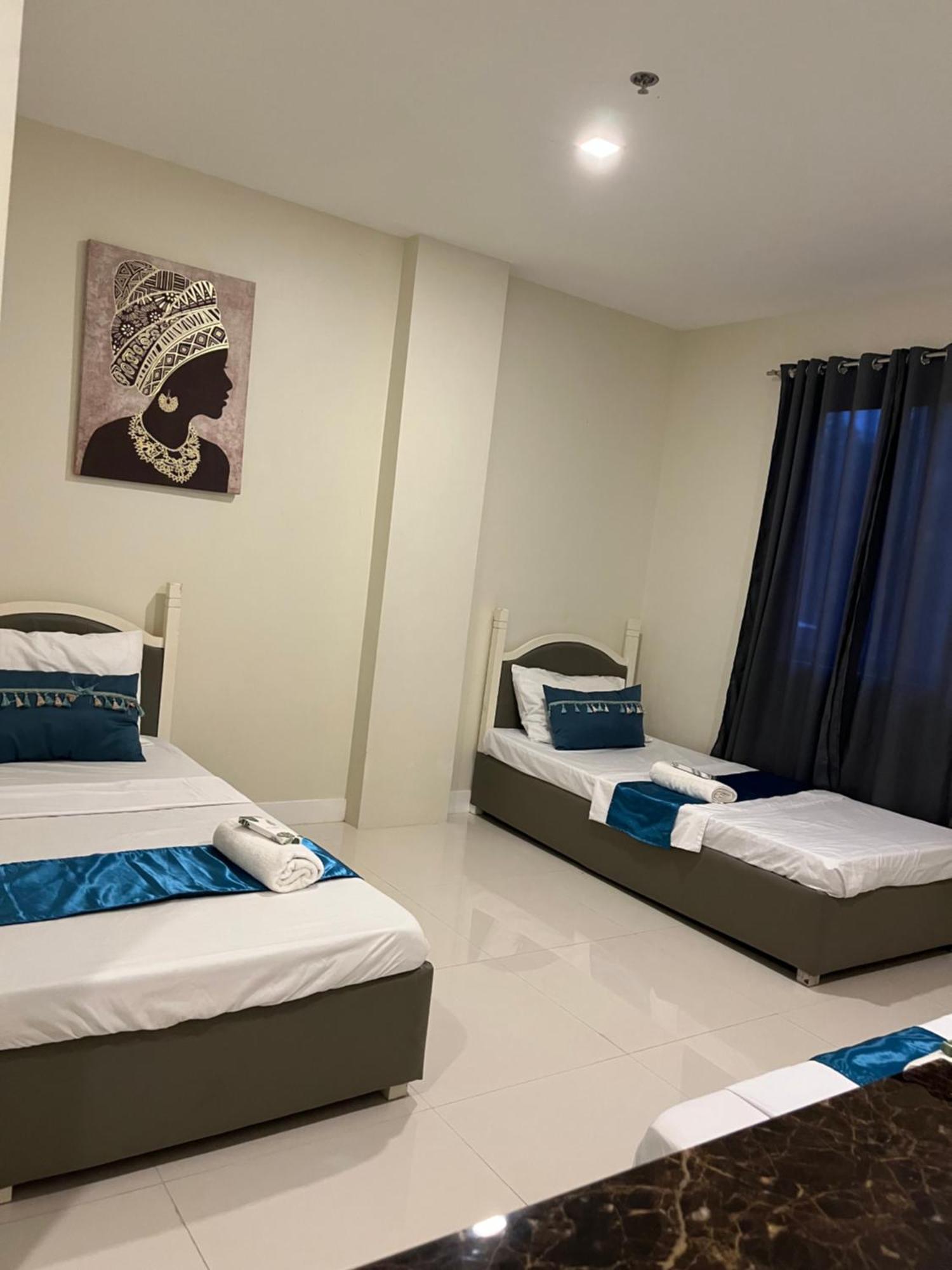 717 Residences 일로일로 외부 사진