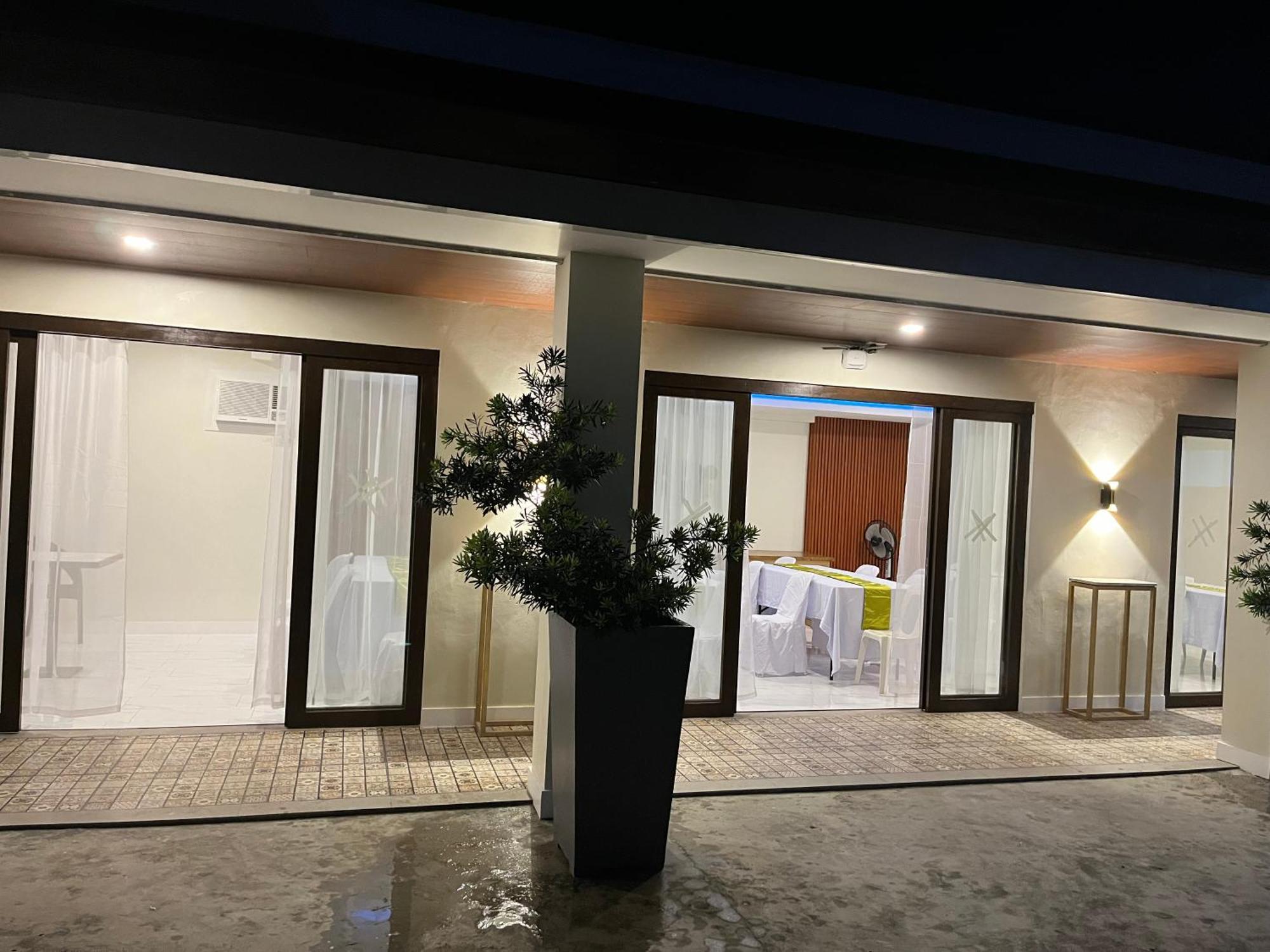 717 Residences 일로일로 외부 사진