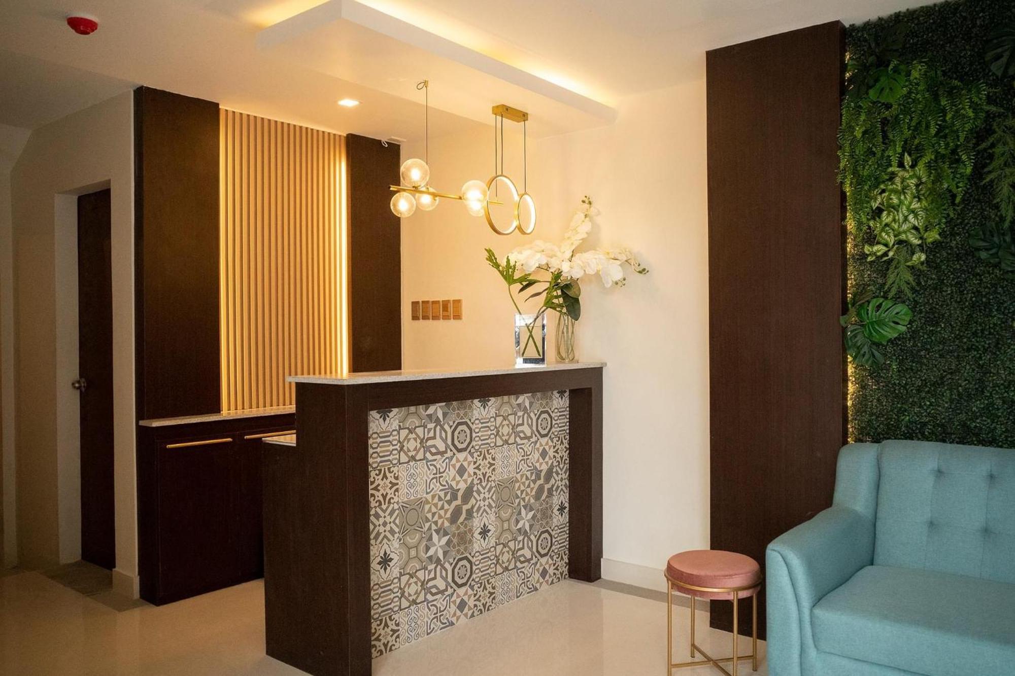717 Residences 일로일로 외부 사진