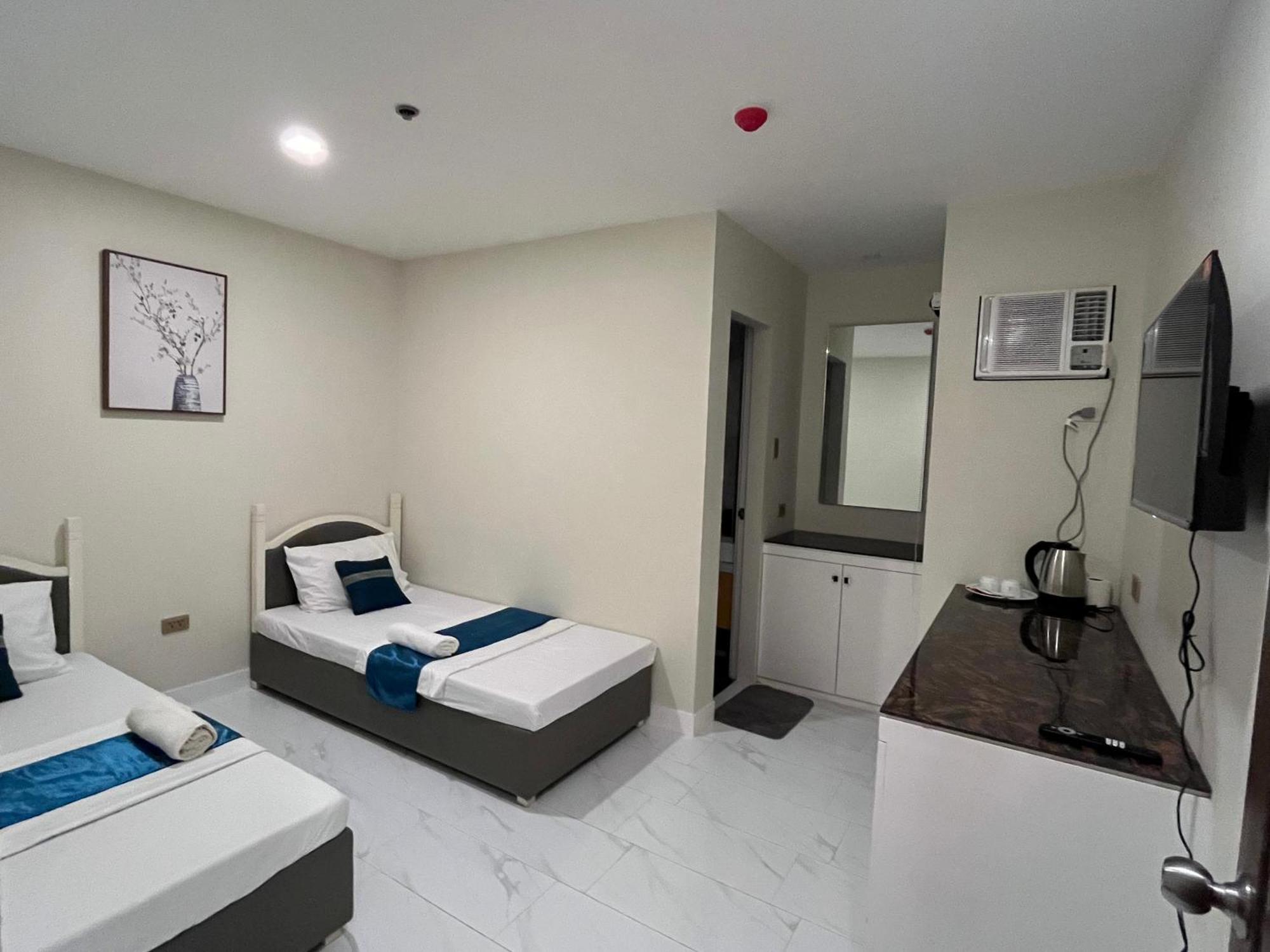 717 Residences 일로일로 외부 사진